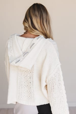 river-tangle-sweater-cream/Cream