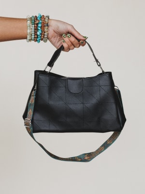 Easy Out Purse - Black OS / Black