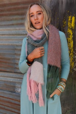 groovy-swirl-tassel-scarf-teal/Teal