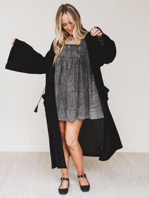 the-nest-emma-lu-duster-cardigan-black/Black