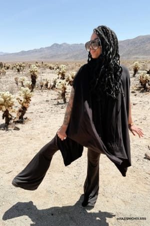 Wren Tunic and Cher Flare Set: undefined