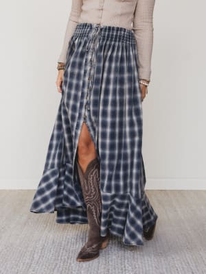 Bonfire Bloom Plaid Skirt: undefined