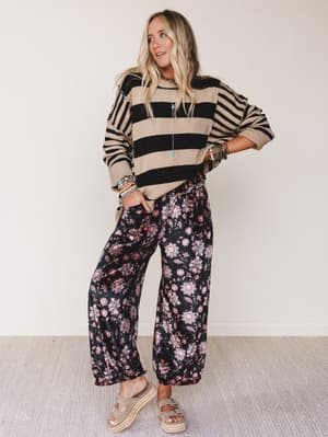 the-nest-gather-together-velvet-wide-leg-pants-black/Black