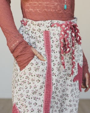 Star Child Pants - Ivory Hibiscus L / Ivory Hibiscus