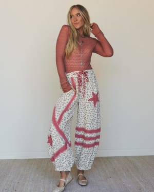 Star Child Pants - Ivory Hibiscus L / Ivory Hibiscus