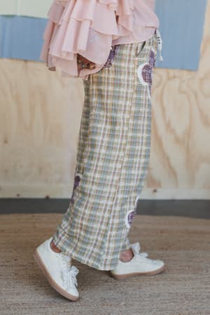 flower-power-patchwork-plaid-pants-olive/Olive