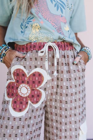 flower-power-patchwork-pants-taupe/Taupe