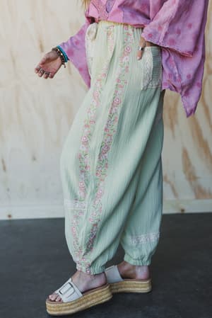 floral-drift-embroidered-pants-sage/Green