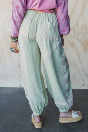 floral-drift-embroidered-pants-sage/Green