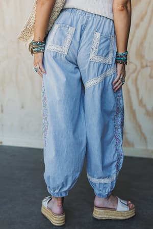 floral-drift-embroidered-pants-light-denim/Blue