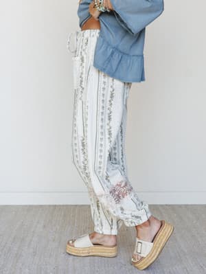 Calm Waves Pants - Natural Floral L / Natural Floral