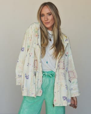 Sweet Energy Shacket - Cream Floral L / Cream Floral