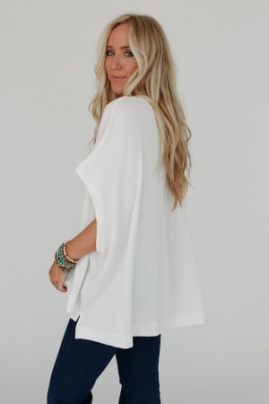 moon-glow-texture-knit-top-off-white/Off White