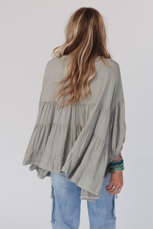 in-the-clouds-tunic-top-olive/Olive