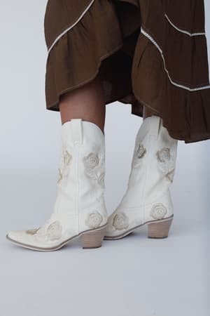 canyon-star-boots-ivory/Ivory