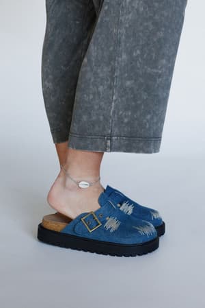 bliss-bound-mules-navy/Navy