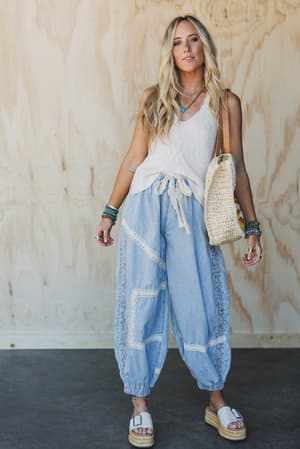 floral-drift-embroidered-pants-light-denim/Blue