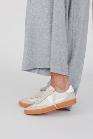 sand-dune-sneakers-ivory/Ivory