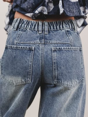 flower-power-barrel-jeans-denim/Denim