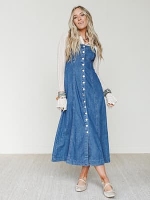 small-town-girl-medium-wash/Medium Wash