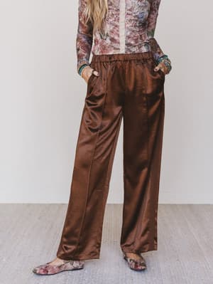 feeling-sleek-satin-pants-brown/Brown