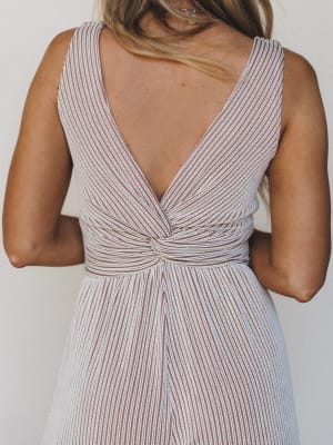 The Nest Alanis Textured Jumpsuit - Taupe M / Taupe