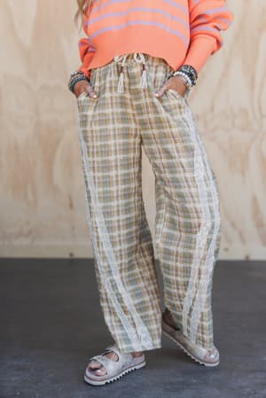 Preppy And Lace Wide Leg Pants: undefined
