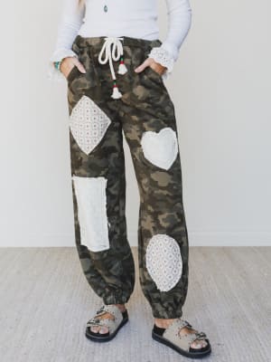 Nora Patchwork Camo Pants - Olive Camo L / Olive Camo