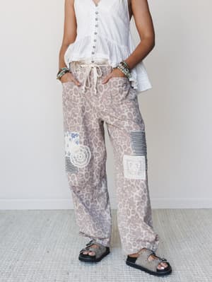 Wild Ways Pants - Leopard Multi S / Leopard Multi