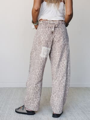 Wild Ways Pants - Leopard Multi S / Leopard Multi