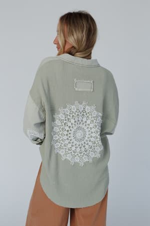 way-home-patch-detail-shacket-sage/Sage