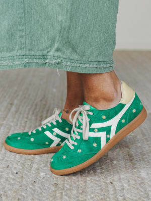 Xena Sneaker - Green 6.5 / Green