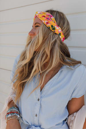 pop-of-petals-headband-mustard/Mustard