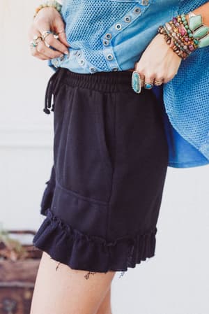 the-nest-beachline-textured-shorts-black/Black