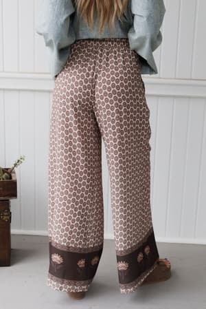 the-nest-true-wanderer-pants-light-taupe/Taupe