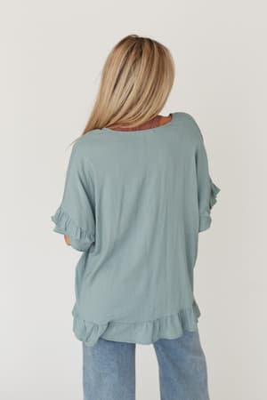 let-me-be-ruffled-top-beach-glass/Beach Glass