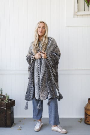 desert-dreams-crochet-ruana-khaki/Taupe