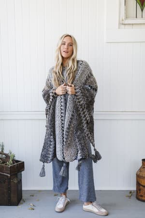 desert-dreams-crochet-ruana-khaki/Taupe