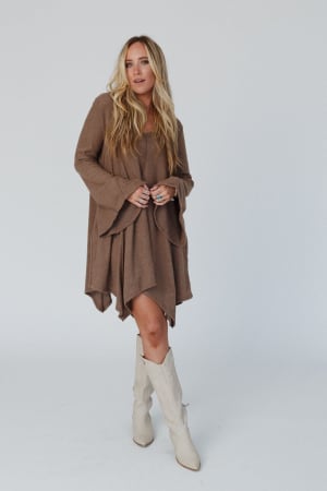 clear-day-bell-sleeve-tunic-mocha/Mocha