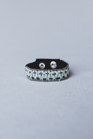 Velvet Halo Bracelet: undefined