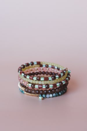 Zyra Bracelet: undefined