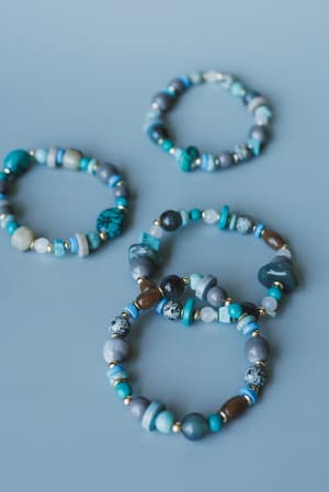 Nika Bracelet Set: undefined