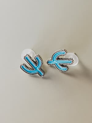 Ranch Life Stud Earrings - Sliver OS / Sliver