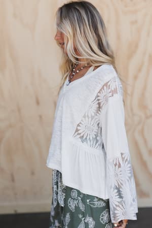 soft-bloom-lace-flare-top-ivory/Ivory