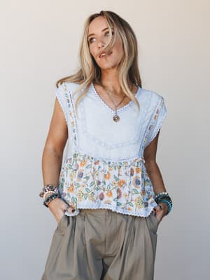 Meadow Wonder Top: Baby Blue