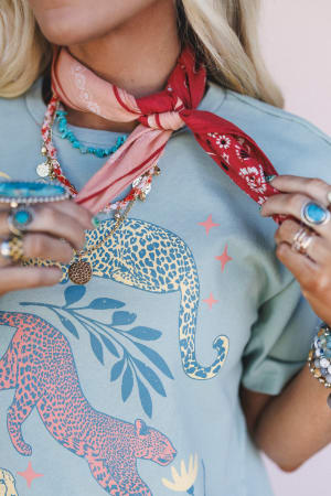 Trail Days Two Tone Floral Bandana: undefined