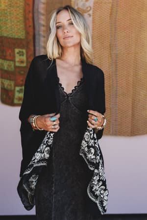 sunset-fern-kimono-black/Black