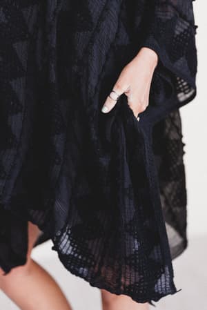 existing-style-new-color/Black