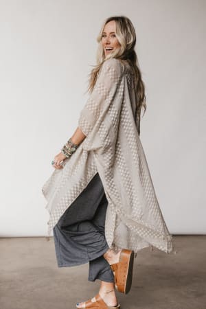 Boheme Breeze Kimono: undefined