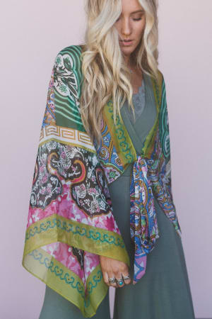 Blooming Mosaic Wrap: undefined